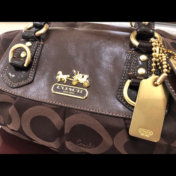 Handbag - Picture 2 of 8